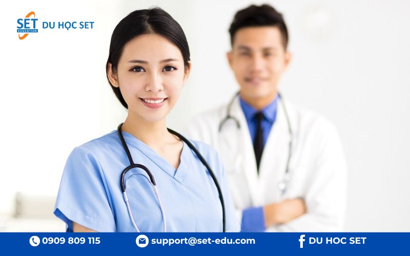 Ngành Điều dưỡng tại SCU yêu cầu đầu vào cao và thực hành lâm sàng chuyên sâu
