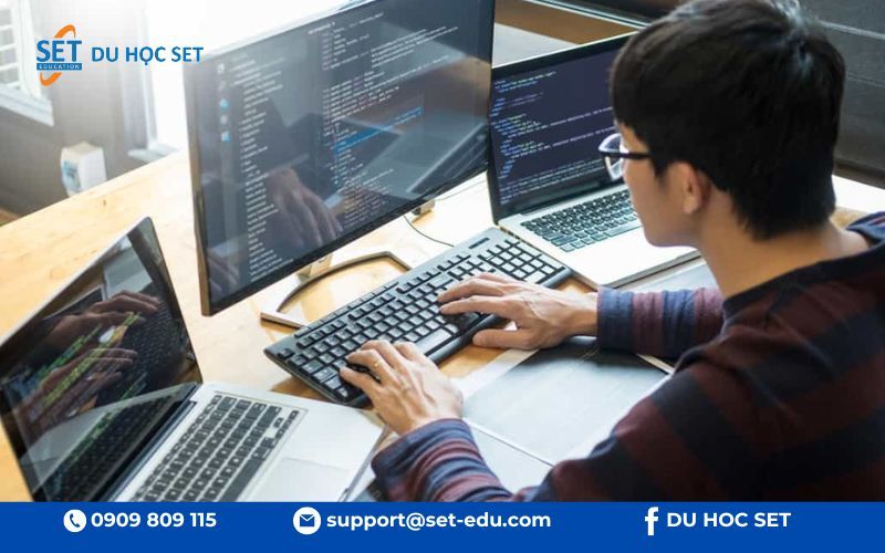 Lộ trình học thông minh giúp sinh viên IT tại ACU tiết kiệm chi phí còn 1,8 tỷ VNĐ cho 3 năm