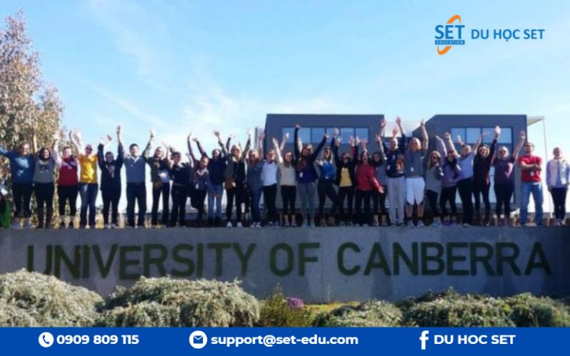 Học phí University of Canberra từ 25,000–59,250 AUD/năm, tùy bậc học và ngành.