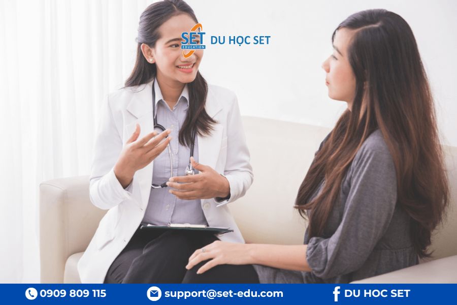 Có hai lộ trình chính để trở thành nhà tâm lý học được công nhận tại Úc