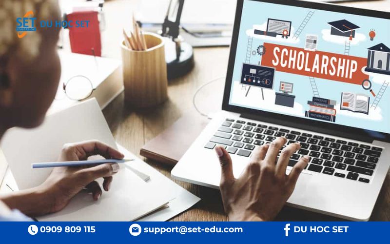 Nhiều học bổng Curtin University được xét tự động, tạo thuận lợi cho sinh viên