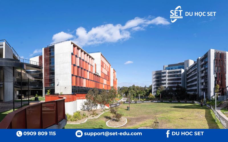 Melbourne Burwood Campus là cơ sở lớn nhất của Deakin với đầy đủ tiện ích hiện đại