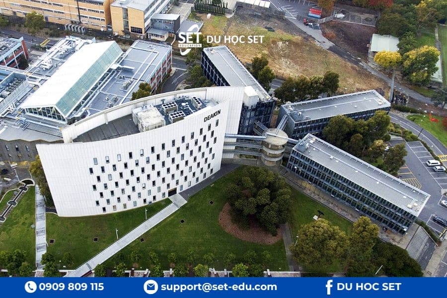 Deakin University nổi bật về điều dưỡng với đào tạo linh hoạt và cơ hội thực tập đa dạng