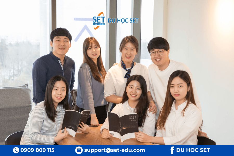 Du học ngành quản trị kinh doanh tại Úc nên chọn trường nào? Thông tin cần biết