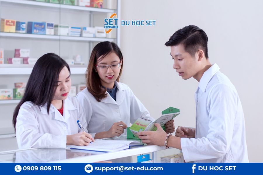 Thử thách định cư là hoàn thành 5 bước đăng ký hành nghề dược tại Úc