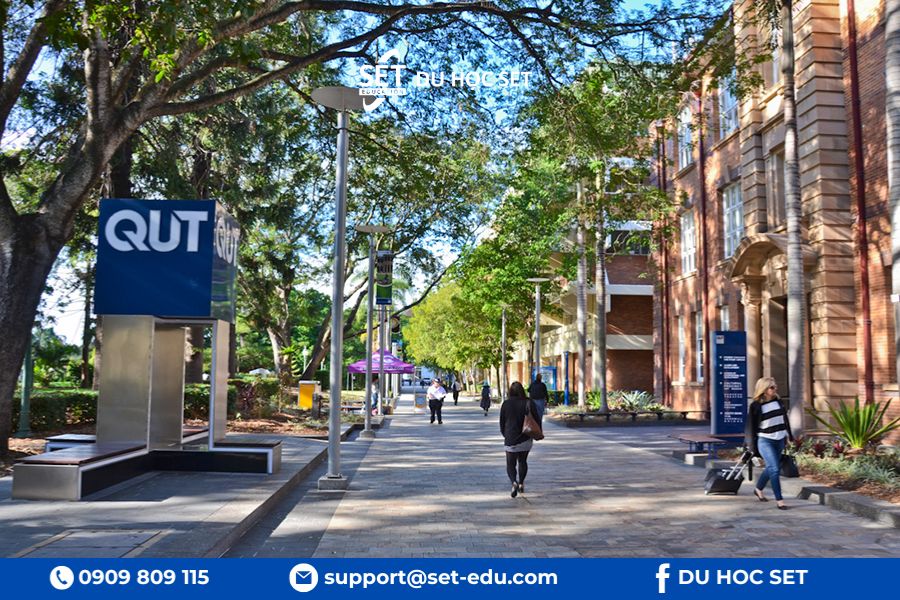 QUT nổi bật với học phí thấp, chất lượng tăng trưởng và liên kết mạnh với ngành luật